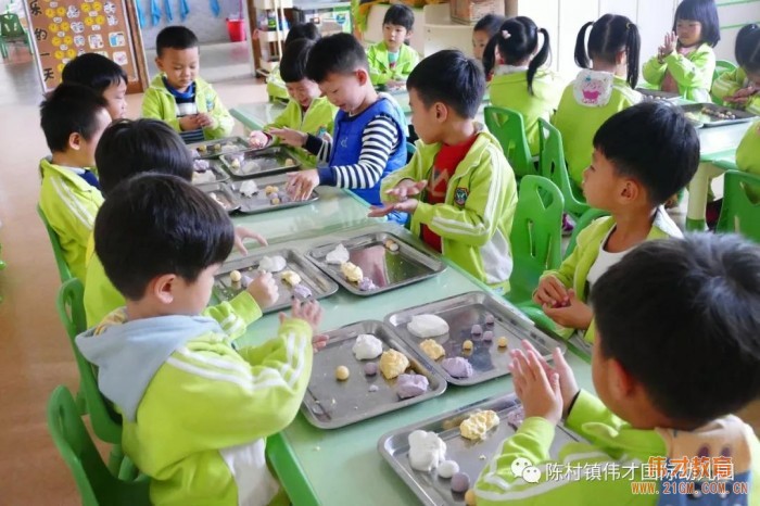 廣東順德陳村偉才幼兒園：喜鬧元宵，年在一起