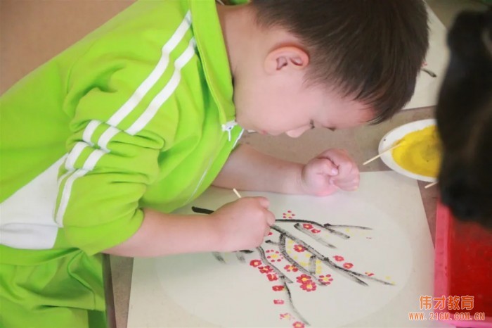 秋韻正濃時(shí)，悄然迎立冬丨浙江慈溪清水灣偉才幼兒園