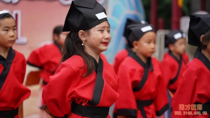 “幸福小時(shí)光，夢想正啟航”2021畢業(yè)季——遼寧錦州東湖一號偉才幼兒園